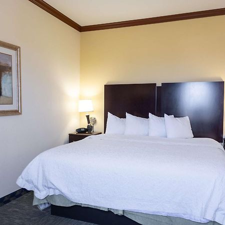 Hampton Inn Alice Екстериор снимка