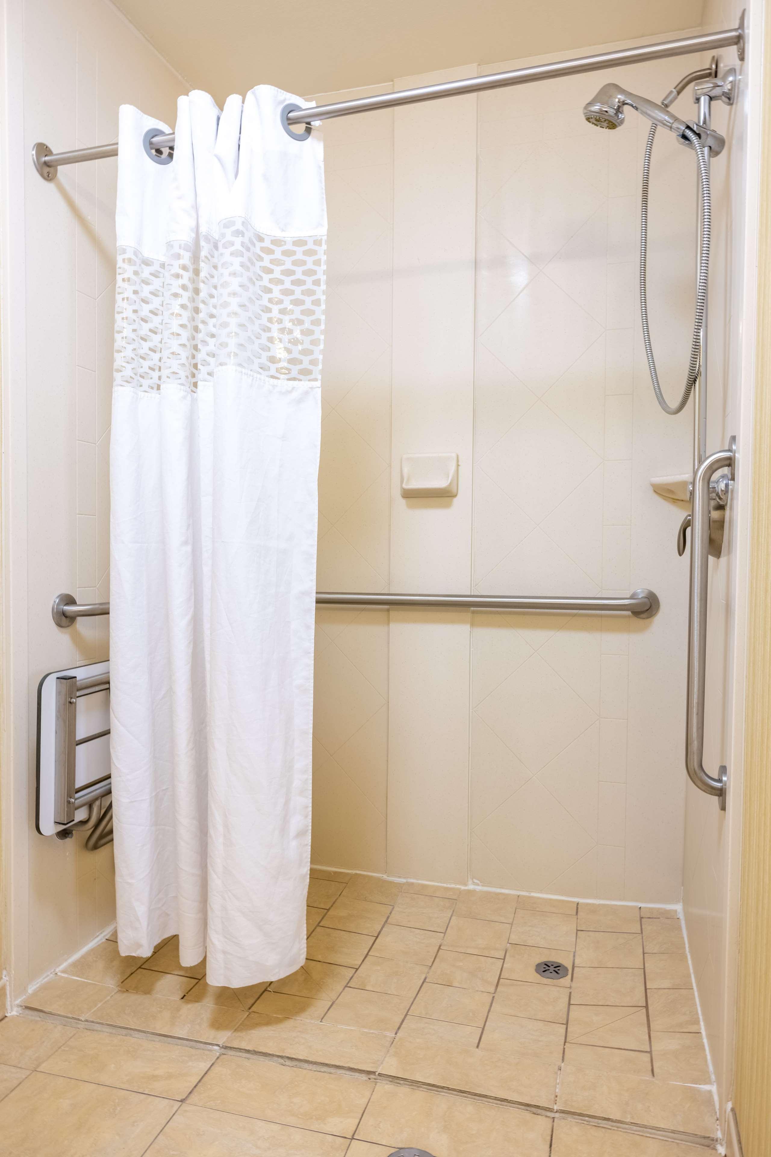 Hampton Inn Alice Екстериор снимка