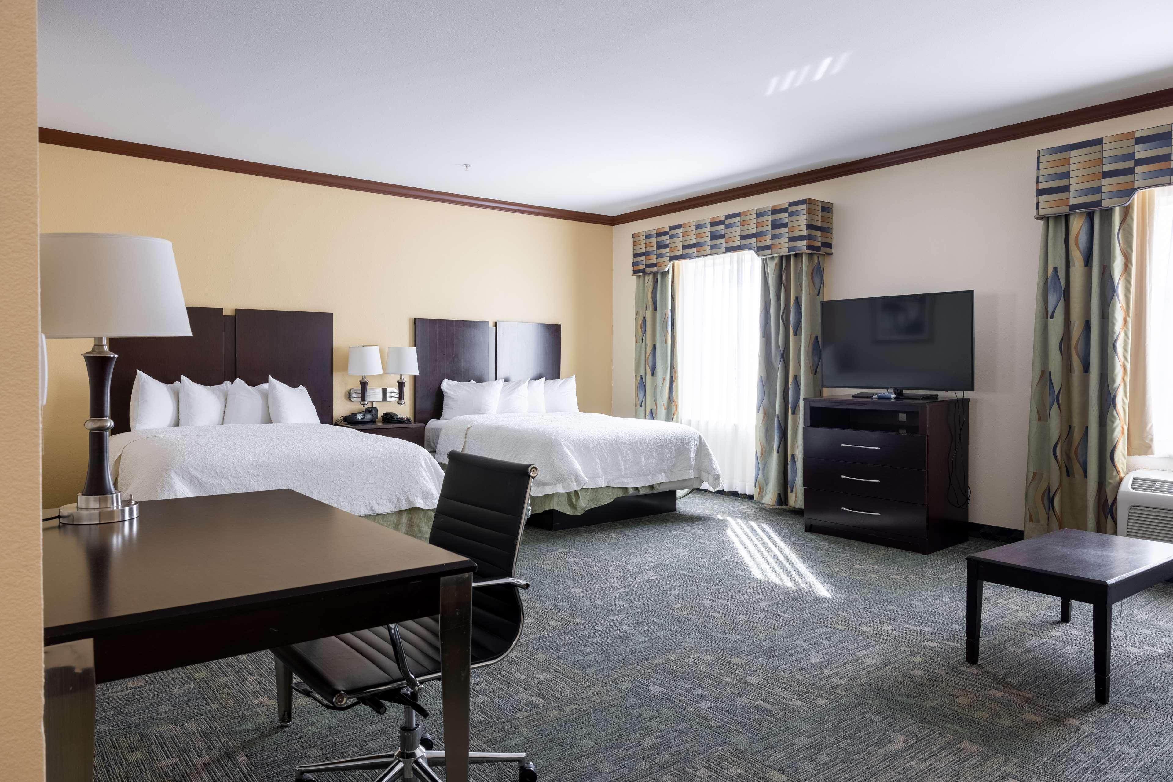 Hampton Inn Alice Екстериор снимка