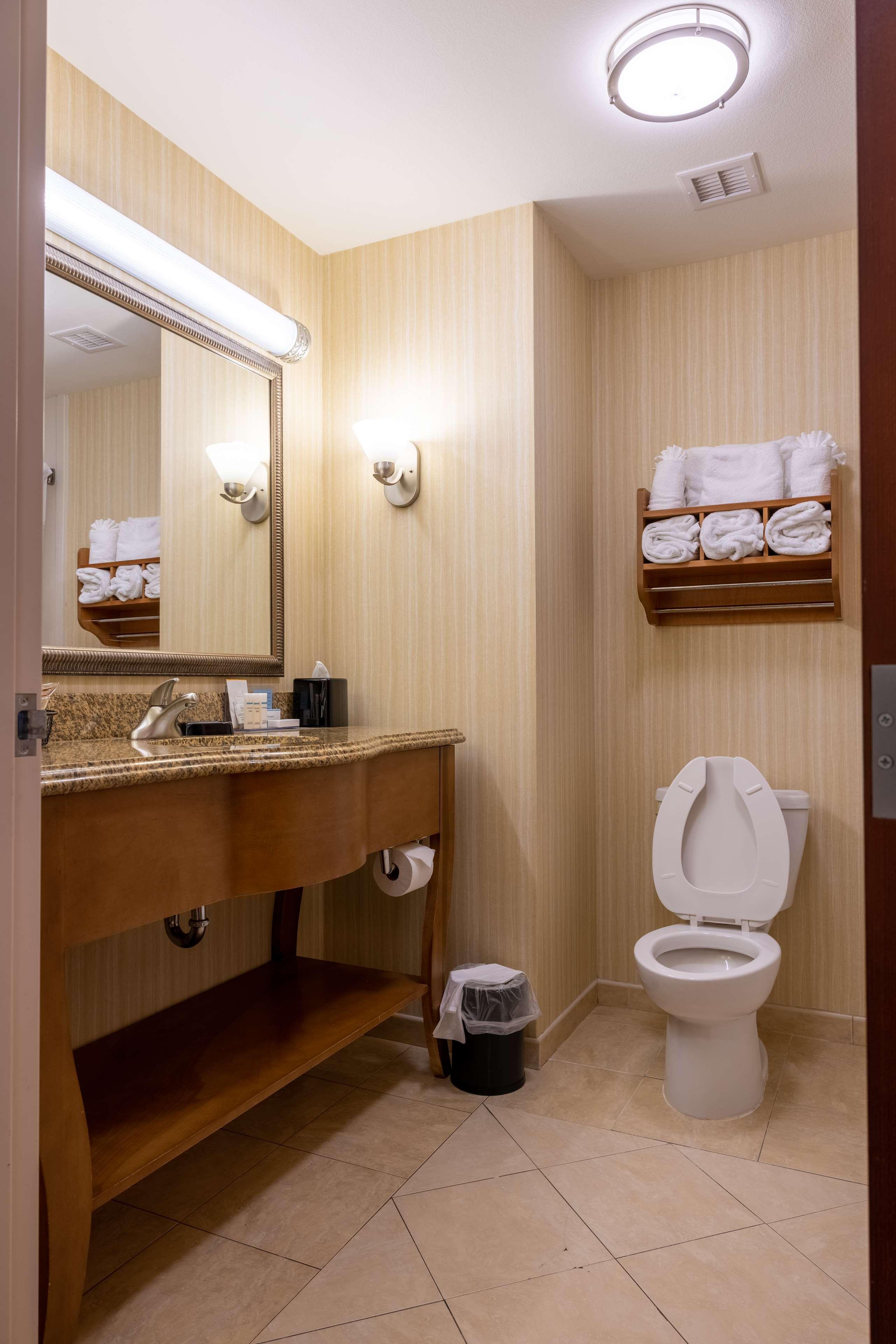 Hampton Inn Alice Екстериор снимка