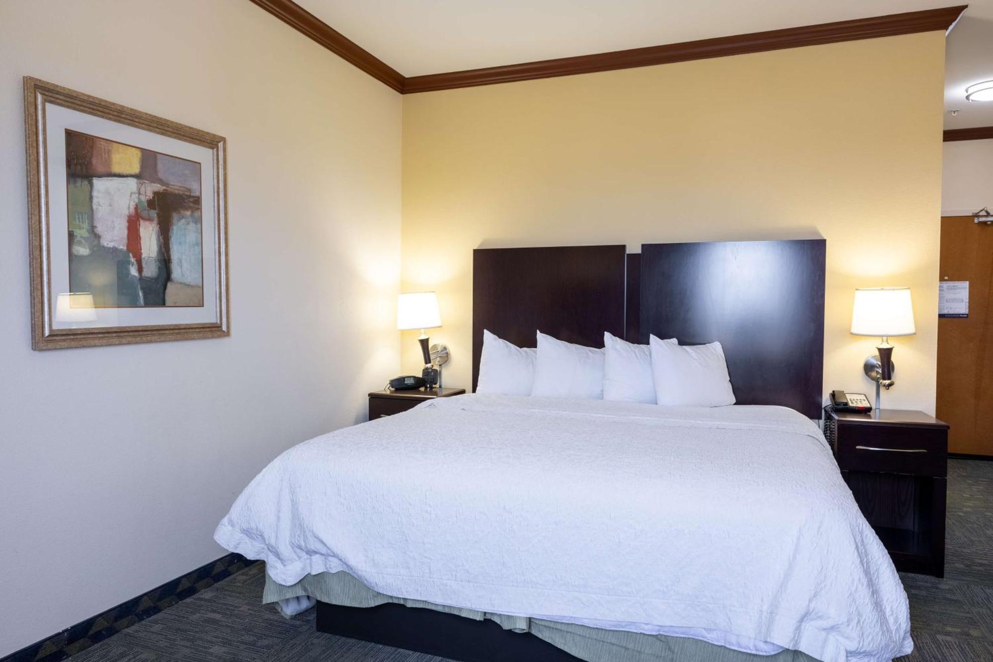 Hampton Inn Alice Екстериор снимка