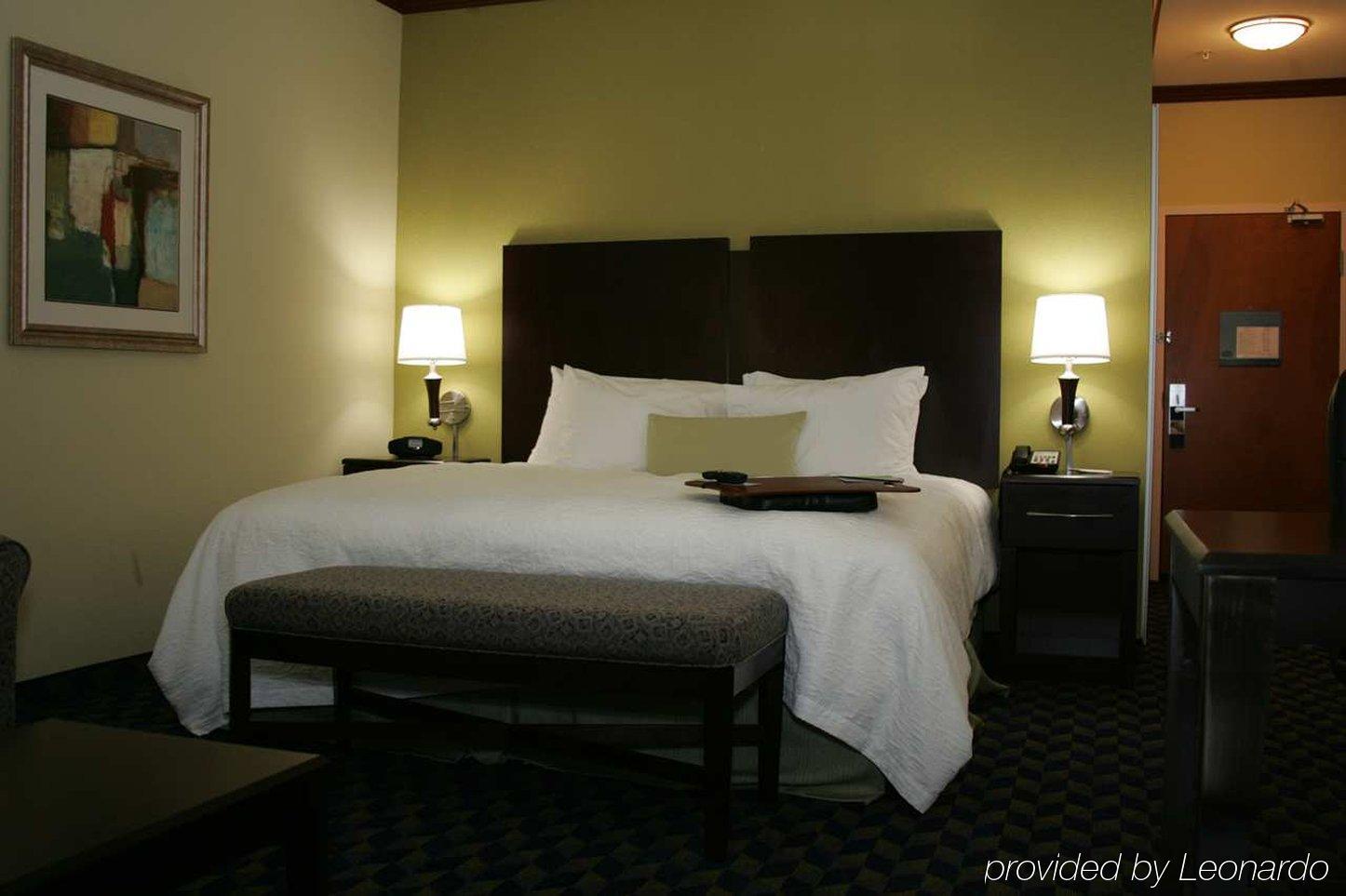 Hampton Inn Alice Стая снимка